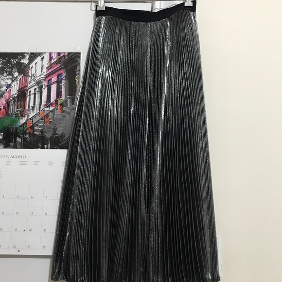 🖤Rebecca Minkoff Silver Silk Skirt 🖤size 0 - Picture 5 of 7